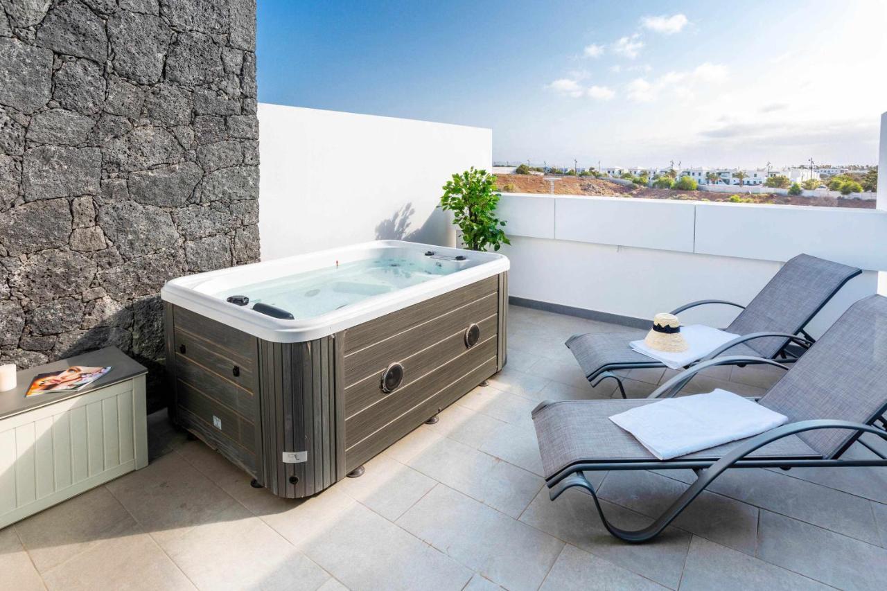 فيلا Monterey House Playa Blanca المظهر الخارجي الصورة